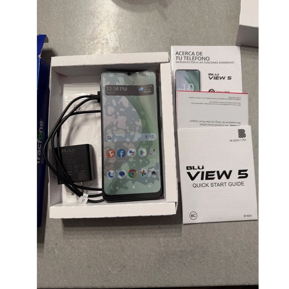 BLU View 5 Tracfone Smartphone 64GB Black 6.56in Screen B160V NWOT Open Box